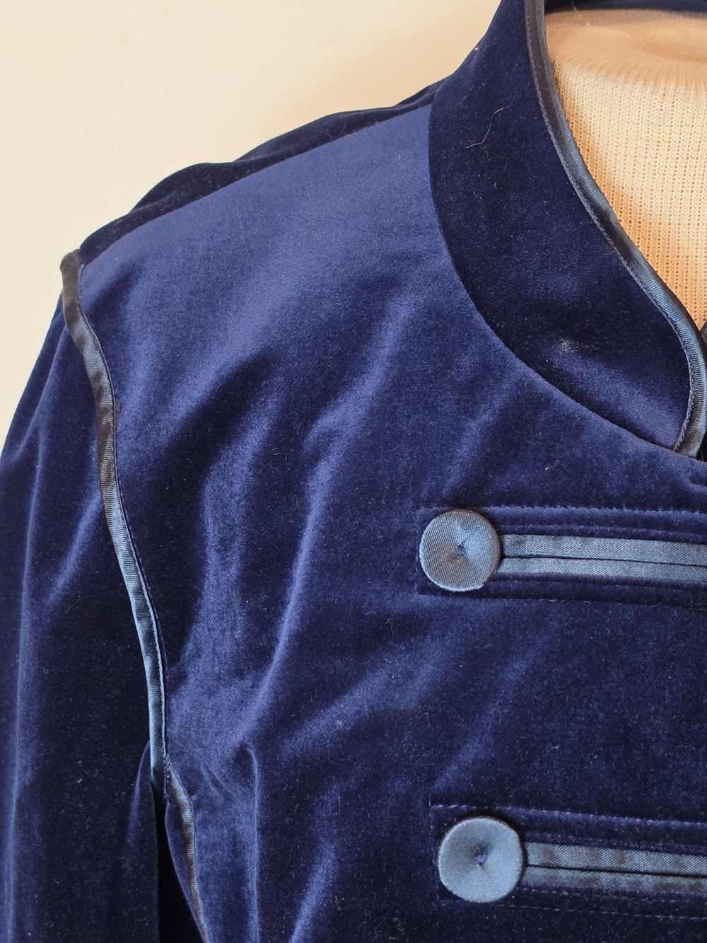 Vintage Y2K Bloomingdale's Military Jacket Size 12 Navy Velvet Hussar Napoleon - Picture 4 of 15